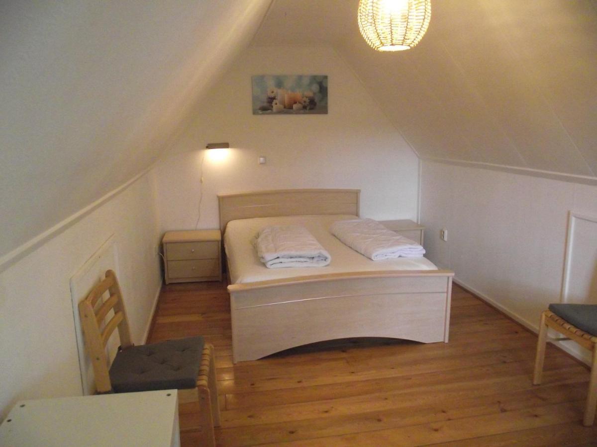 Vakantiehuisjes Landgoed Sonneborghe Kollumerzwaag Kültér fotó