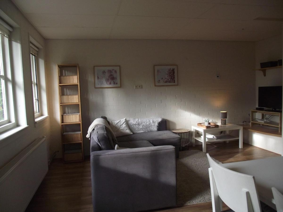 Vakantiehuisjes Landgoed Sonneborghe Kollumerzwaag Kültér fotó