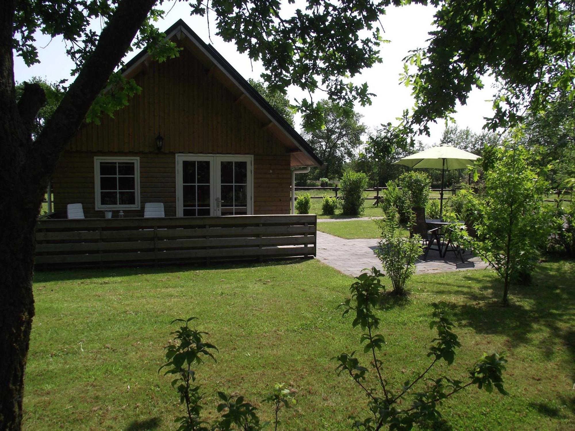 Vakantiehuisjes Landgoed Sonneborghe Kollumerzwaag Kültér fotó