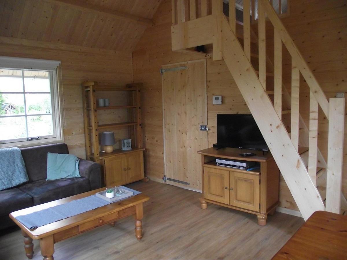 Vakantiehuisjes Landgoed Sonneborghe Kollumerzwaag Kültér fotó